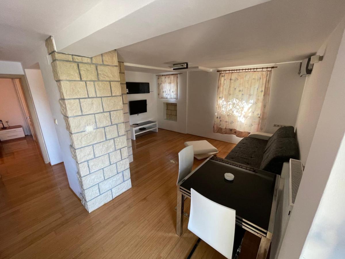 Apartment Victoria Stara Baška Екстериор снимка